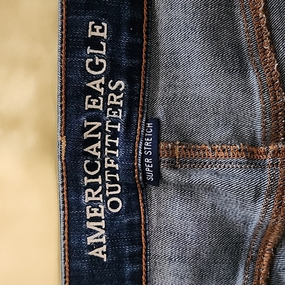 SOLD SOLDAmerican Eagle Skinny Kick Jeans Size 12 Short EUC - Picture 8 of 9